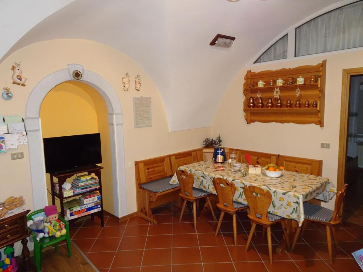 B&B San Valentino Giovo Buitenkant foto